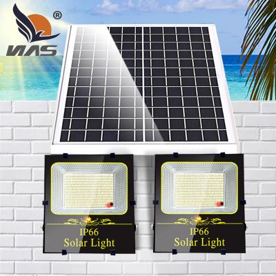 China Best Quality 400W 600W Outdoor Solar Brightness LED Flood Light Eco-friendly New Garden Solar Power Big Intense for sale