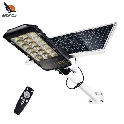 China PIR Control Remote Control Outdoor IP65 Waterproof Aluminum 50w 100w 200w 300w 400w Led Solar Street Light for sale