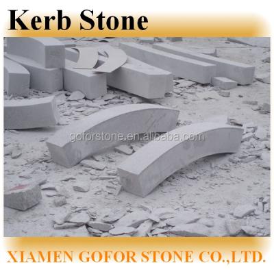 China outdoor curved cobblestone, granite curb stone, types of cobblestone for sale