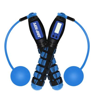 China Wholesale Strengh Body Sponge Handle Digital Wireless Smart Radio Jumping Jump Rope With Speed ​​Calorie Counter for sale