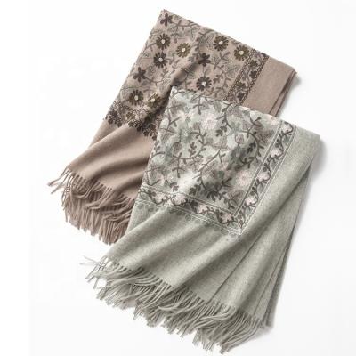 China New Arrival Lady Paisley Embroidered Indian Pure Wool Embroidered Shawls With Tassels for sale