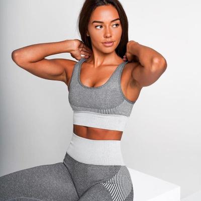 China New anti-static fitness and yoga wear active wear new women knit seamless fitness sports yoga set women for sale