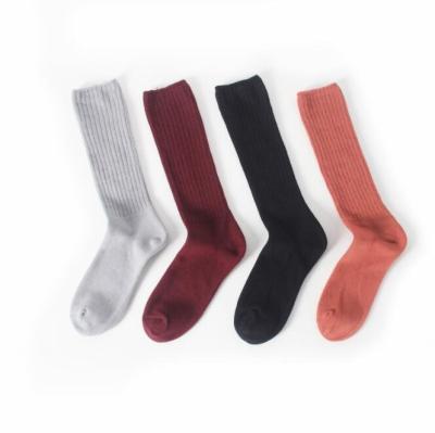 China Breathable Loose Media Cotton Ruffle Loose Thick Winter Women Slouch Socks for sale