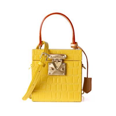 China 100% Eco-friendly Custom Crocodile Pattern Mini Box Bag Small Candy Color Messenger Leather Lock Suitcase Bags For Women for sale