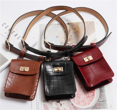 China Factory sales anti-theft pussy package women fashion crocodile small PU waist bag for sale