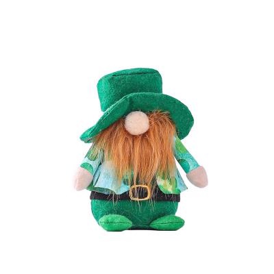 China Leisure Rudolph Decoration Indoor Decoration St. Patrick's Day Green Festival Faceless Plush Doll for sale