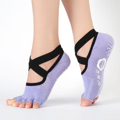 China QUICK DRY hot sales pilates ballet bar grip straps non-slip yoga socks for women for sale