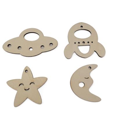 China Eco-friendly Popular Promotional Wood Crafts Small DIY Ornaments Table Decorations For Kids Toys for sale