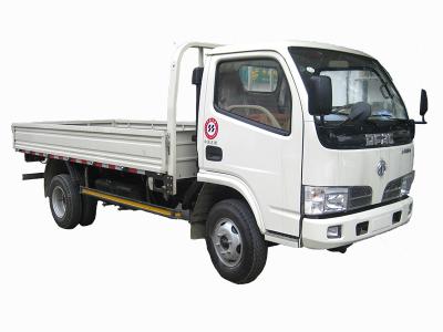 Chine Nouveau véhicule commercial utilisé Dongfeng 4 x 2 5 t camion diesel camion cargo à vendre