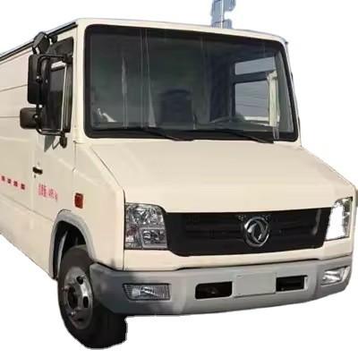 China Customizable Delivery Commercial Cargo Van with 4 Tires and Automatic Transmission for sale