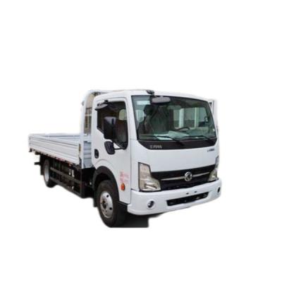 China 4X2 Antriebsrad Dongfeng 4,5 Tonnen Lastwagen mit Lastbehälter Größe 4130X2050X400mm zu verkaufen