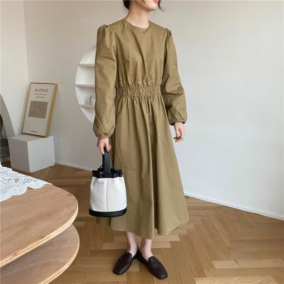 China LN071 2021Fall design breathable Korean chic niche pleated around neck long dress waist solid color slim skirt for sale