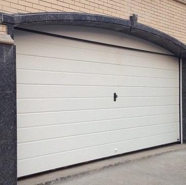 China Modern residential garage door and insulated sectional garage doors with garage door openers for sale