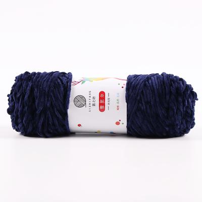 China 2021 Anti-Bacteria Wholesale Custom Wool Yarn Thread 100% Super Soft Chunky Yarn Fancy Knitting Polyesters Yarn Multicolor for sale