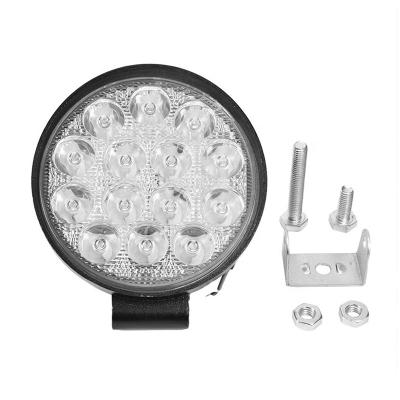 China Waterproof Led Fog Lamp 42W 1400LM Round Shape Trailer Truck Working Lights for sale