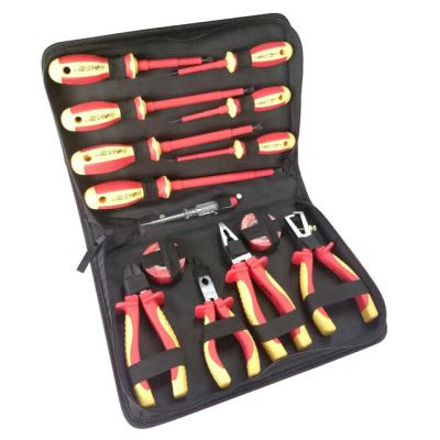 China VDE 15 Piece 1000V VDE Insulated Pliers , Screwdriver Tool Kit VDE Tool Kit EN60900 Insulation Voltage Hand Tools Kit for sale