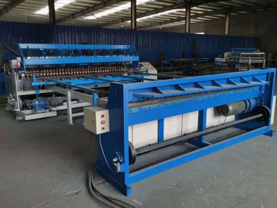 China Rolvoer 4.8T 2500mm Bouw Mesh Welding Machine Te koop