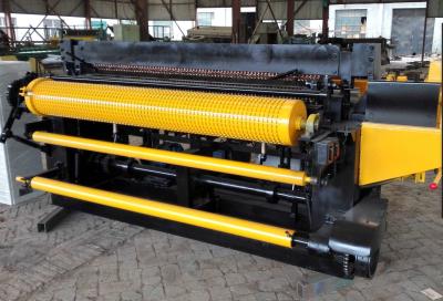 China El CE de poco ruido 1500m m 1.5KW soldó con autógena el alambre Mesh Machine en venta