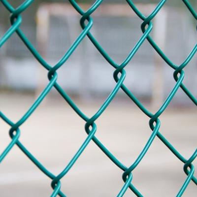 China Diamond Mesh Fence Wire Privacy Easily Gathered Pvc Coated Chain Link Fence Roll 50ft 6ft for sale