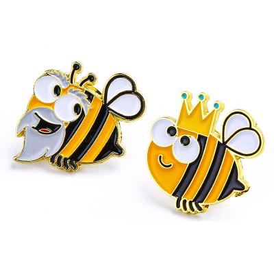 China Folk Fashion Art Custom Cute Design Bee Enamel Pin Hard Enamel Lapel Pins for sale