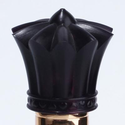 China Non Spill Customized Wholesale Brand Surlyn Luxury Black Plastic Round Perfume Caps Lids for sale