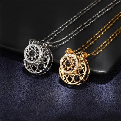 China TRENDY 2pcs/set Couple Moon And Sun Necklace I Love You 100 Languages ​​Necklace for sale