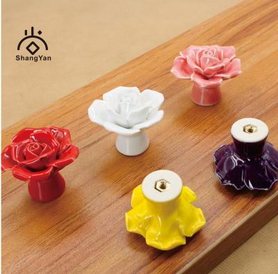 China Lelectrostatic Prevention Quality Amazon Rose Shape Ceramic House Hardware Decorative Drawer Desk Cabinet Knob Pulls for sale