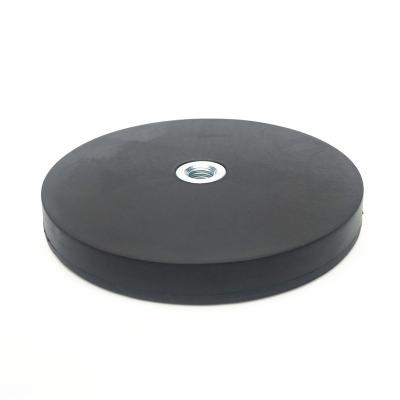 China Industrial Magnet Rubber Coated Pot Magnet For Taxi Top Sign D88mm With Screw Hole for sale