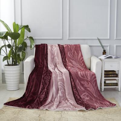 China Promotion Electric Price Super Soft 100% Polyester Flannel Sherpa Throw Thick Blanket For Winter Season for sale