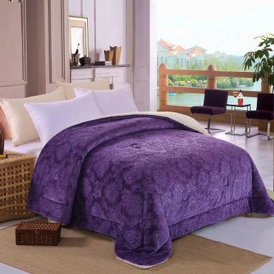 China 3d embossed home solid flannel and sherpa fleece comforter and bedding set for winter season for sale