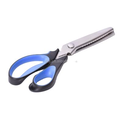 China Eco-Friendly Zig Zag Sewing Cut Dress Talior Perforation Shears Scissors Handle Stainless Steel Fashion Tailor Scissors Plastic New for sale