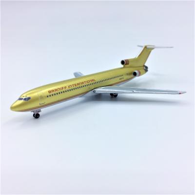 China High detailed 1:400 B727-200 B727-200 high simulation model Braniff 