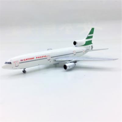 China 1:400 Customized Lockheed Airplane Model L-1011 TriStar Simulation Model Highly Collectible Die Cast Model Airplanes For Cathay Pacific for sale