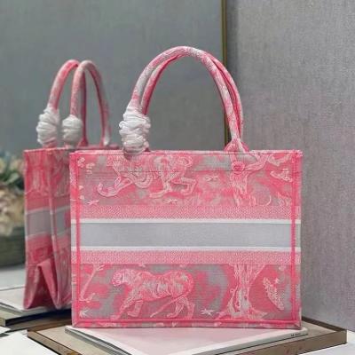 China Waterproof 2023 Designer Handbags Famous Brands Bags Women Hand Bags Ladies Purses Handbags For Women Luxury Bags for sale