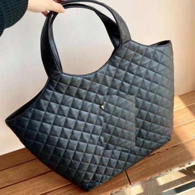 China Waterproof wholesale luxury handbags catalog designer name branded famous brands women's tote bags 2023 fashion designer for sale