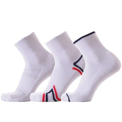 Китай Wholesale High Quality Breathable Men's Polyester Summer Sports Padded Anti-slip Quarter Socks In 3 Pairs Per Pack продается