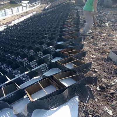 China Geosynthetic Material Plastic Geogrid Geocell For Road Construction Landfill for sale