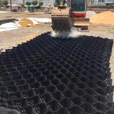 China High Honeycomb Black HDPE Geocell Reinforcement Driveway For Road Gravel Stabilizer Grid Retaining Wall Embankment for sale