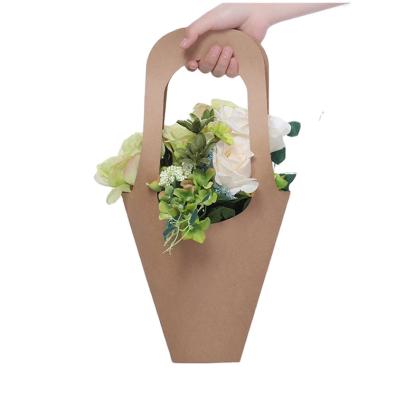 China Recycled Materials Wrapping Paper Flower Carry Bag Portable Flower Packaging Boxes for sale