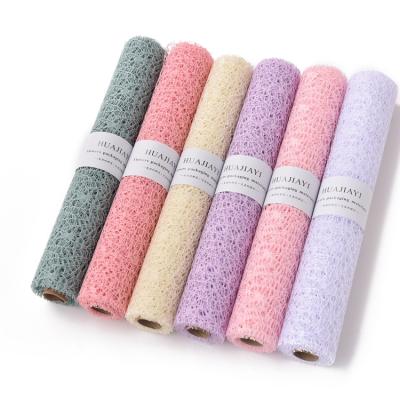 China Colorful Florist Paper Decorative Mesh Rolls Mesh Flower Gift Wrapping Material Waterproof Plaid New Design for sale