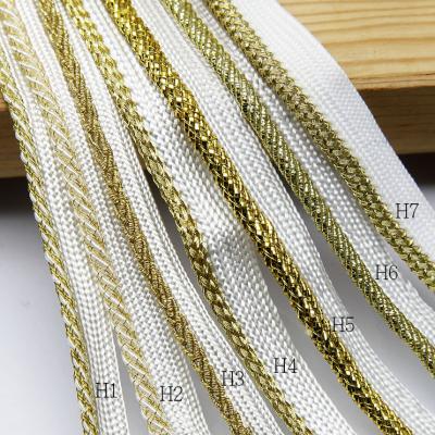 China Viable Wholesale Apparel Accessories Polyester Webbing Piping Strip White With Gold Thread Braid Piping Rope For Garment Edge Decoration for sale