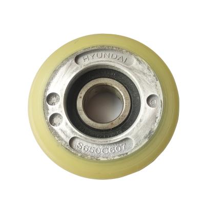 China Traditional Escalator Aluminum Core Step Roller S650C607 76X25mm With Bearing 6204 GS00702001 for sale