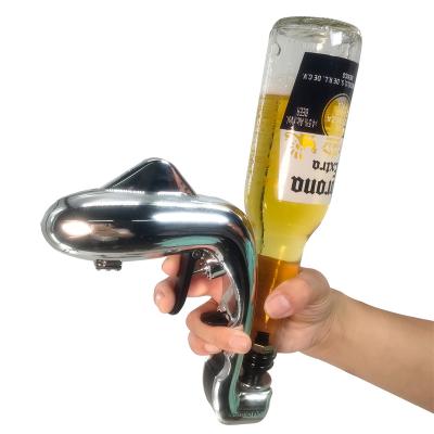 China Custom holiday decorations RAYBIN bottle dolphin champagne gun spray beer gun for champagne for sale