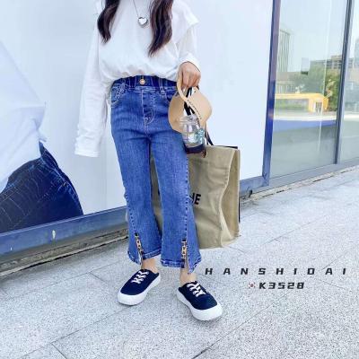 China 2021 Sustainable New Fashion Kids Blue Jeans Girl Fashion Cute Black Zipper Flared Denim Pants 4-9T for sale