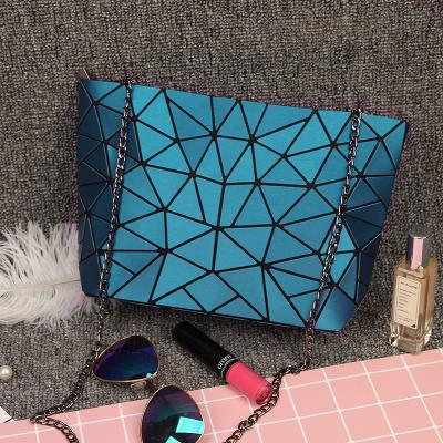 China Fashion Beauty Logo PU Bag Waterproof Matt Leather Travel Makeup Organizer Geometry Cosmetic Pouch for sale