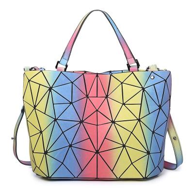 China Summer Multifunctional Famous Brand Diamond Lattice Luxury Rainbow Folding Holographic Cross Barrel Tote Bag Big - Body Shoulder Bag For Women for sale