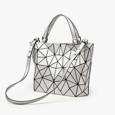 China 2022 luxury brand PU bucket shape women shoulder bags stylish unique geometric waterproof multifunctional leather bag handbag for sale