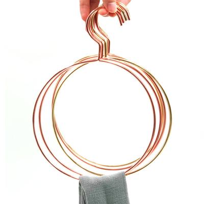 China Luxury High Quality Minimalist PVD Iron Finished Gold Round Scarf Hanger for sale