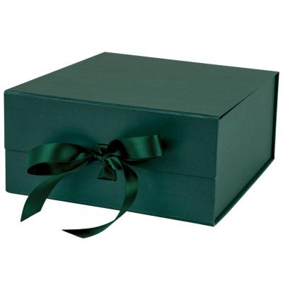 China Recyclable in navy blue flower gift box 8*8*4inch current joyasmagnetic gift box Christmas Halloween birthday caja de regalo Para new for sale