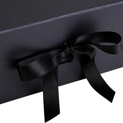 China Recyclable drop shipping 8x8x4 inch OEM pure black pudelko regalo pure black pudelko box OEM 8x8x4 inch folding luxury prezent gift box for sale